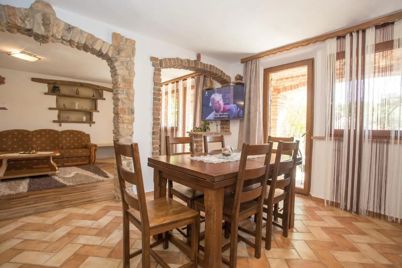 Guest house Manuel With Swimming Pool Hotel Nova Vas