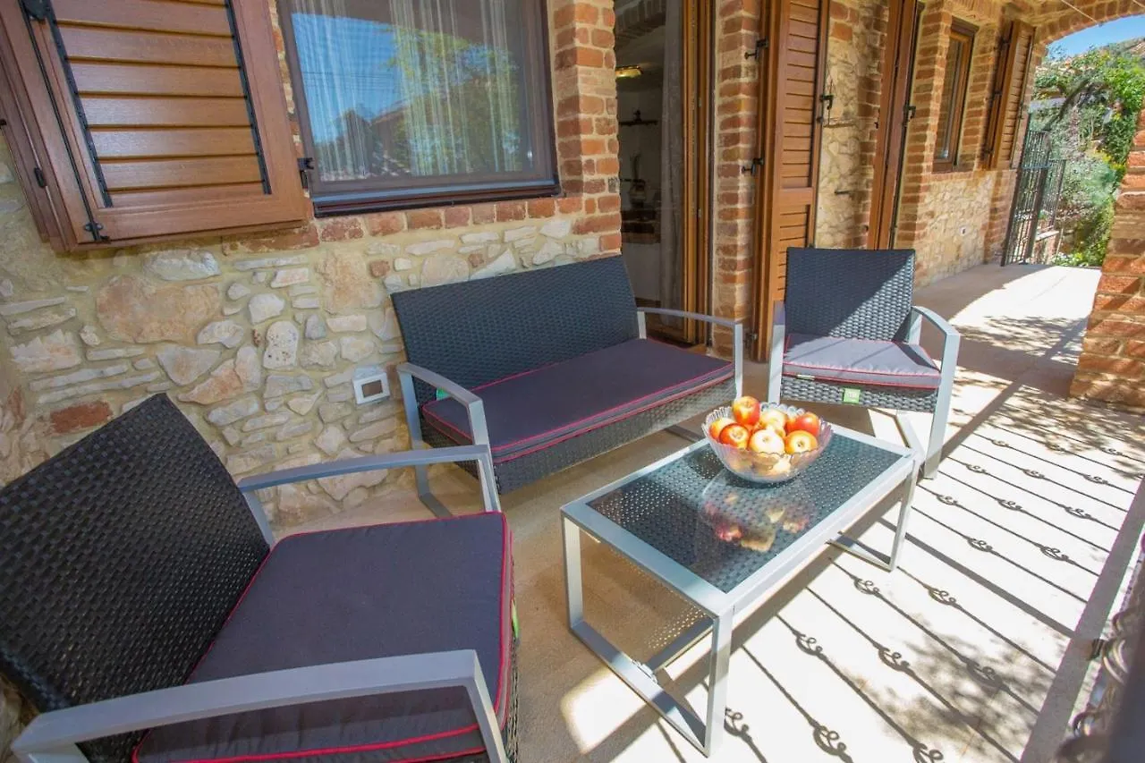 Guest house Manuel With Swimming Pool Hotel Nova Vas